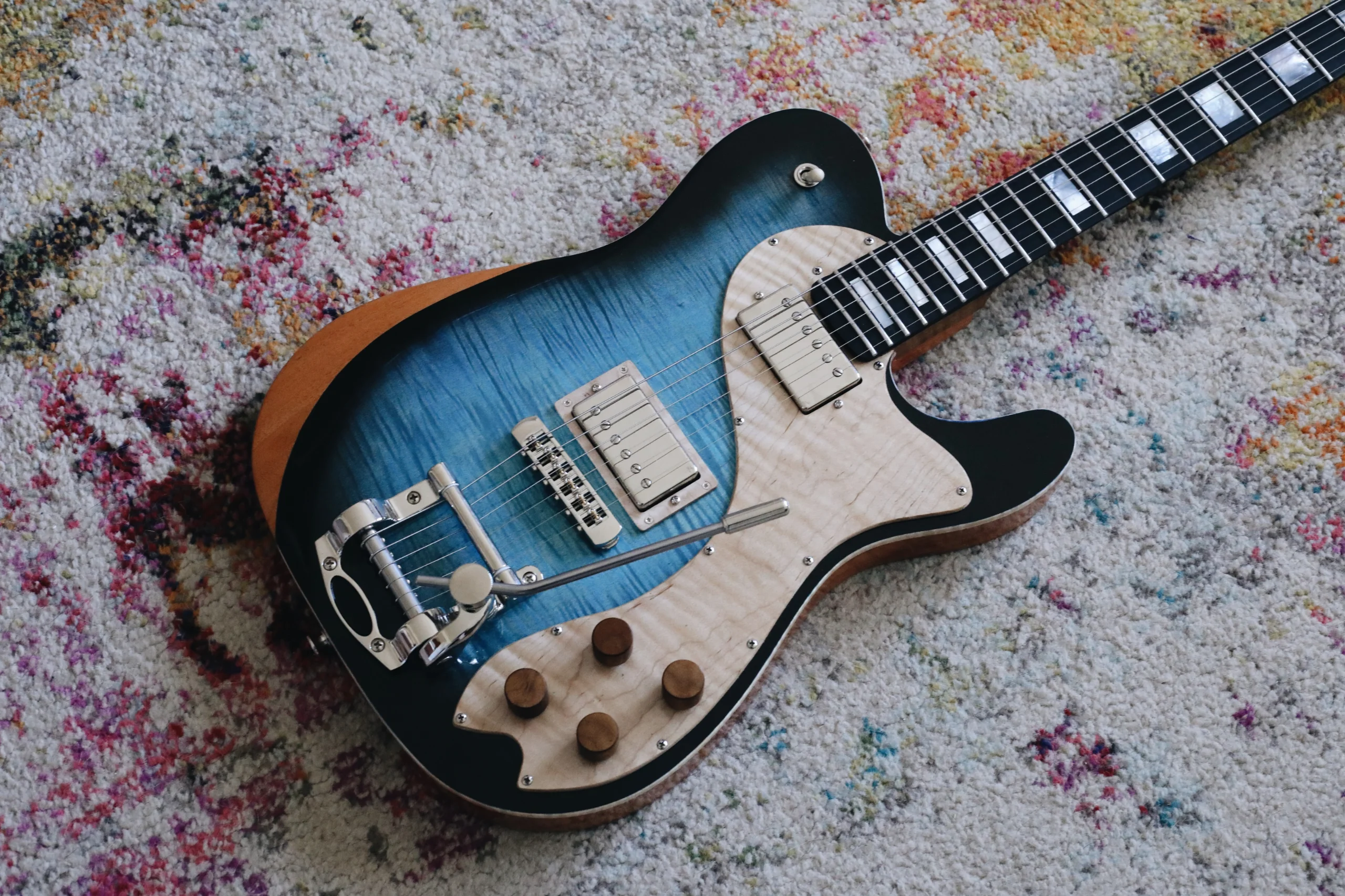 Clarus | Blue Burst — detail